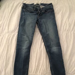 Hollister Super Skinny Jeans